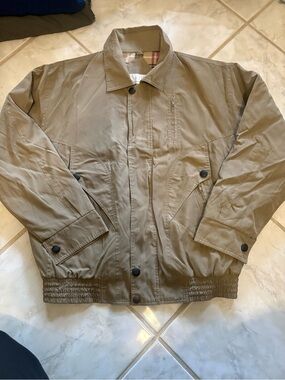Men's Lightweight Tan Windbreaker Jacket